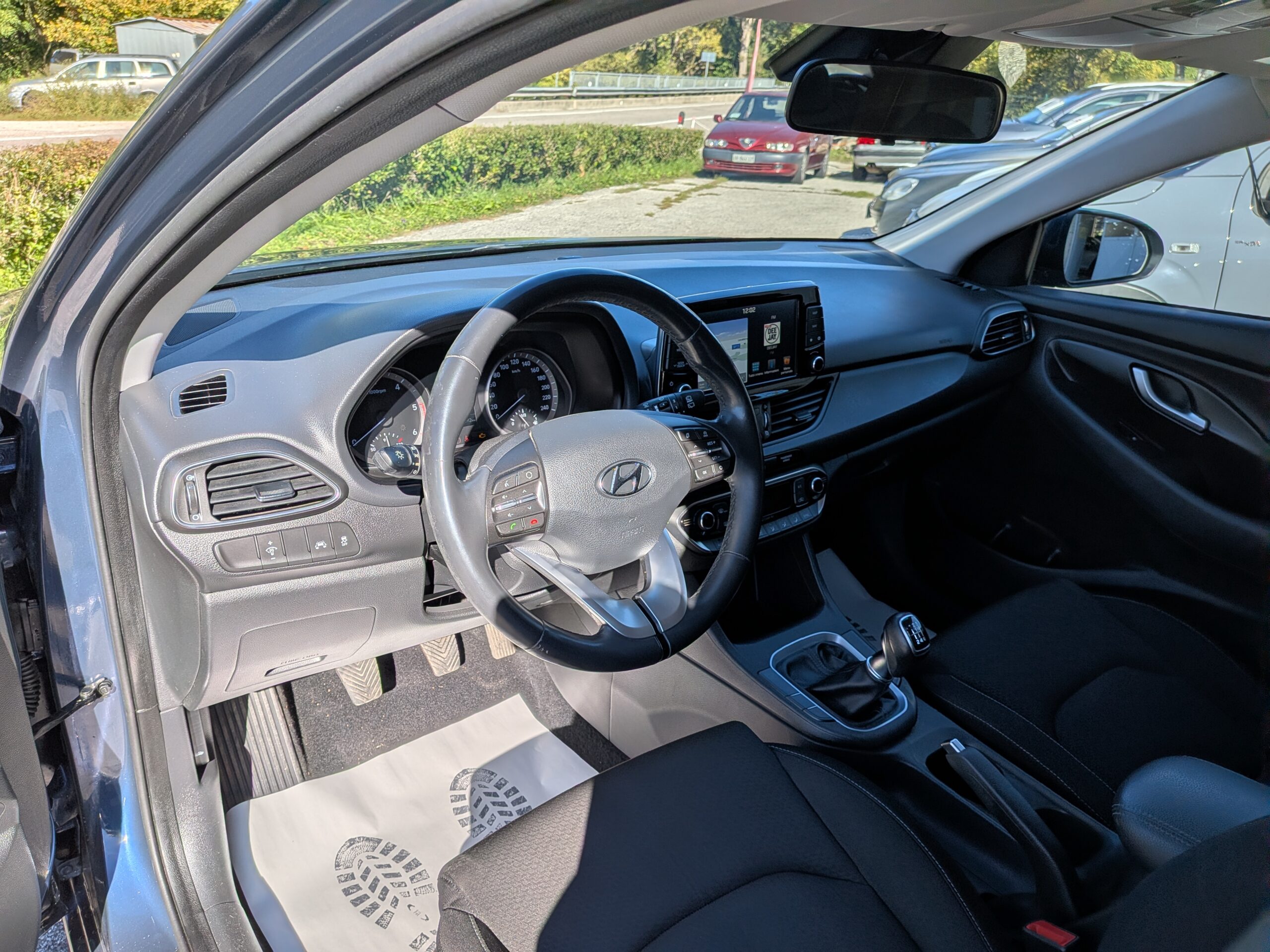 I30359 (11)